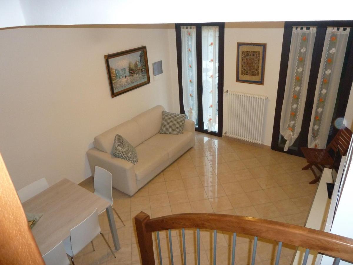 Casa Cuore - Love Pets - Fronte Ospedale Sacro Cuore Negrar Exterior foto